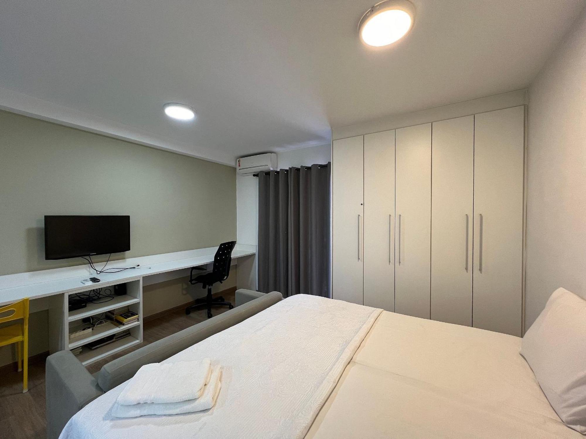 Encantador Bento Freitas Ac/wf Cama Queen Apartamento